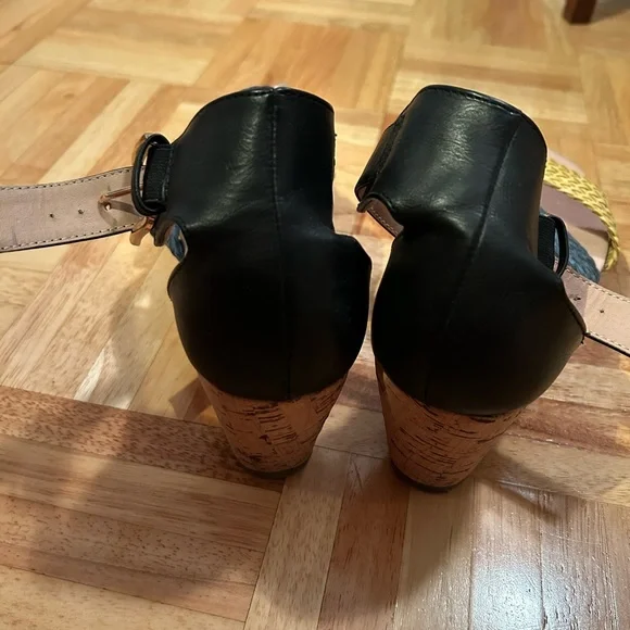 Women’s Aqua and yellow braided with black ankle strap enclosed cork 2 1/2 heel - Picture 8 of 12